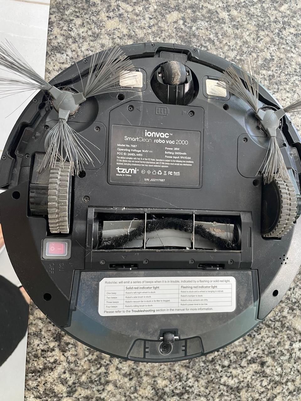Robot aspirador — sistema de cepillos restaurado