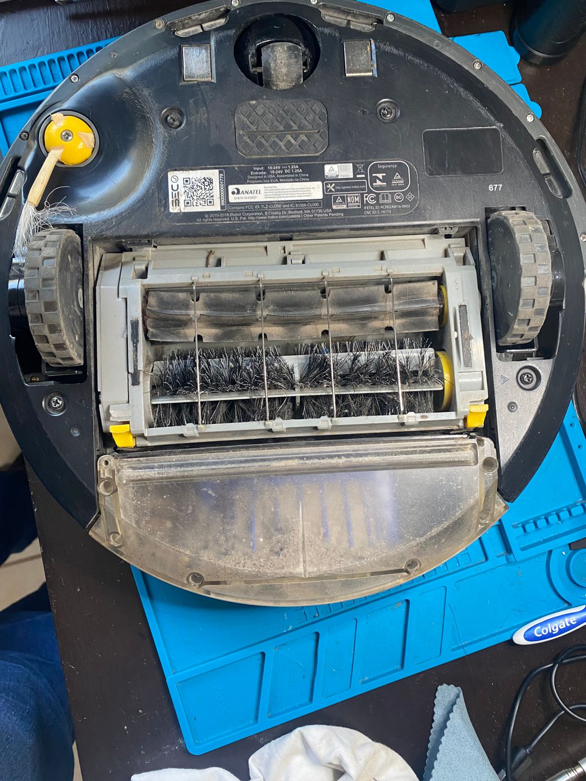 Robot aspirador — rodillo principal reconstruido